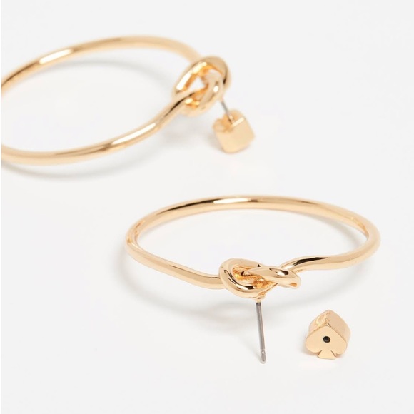 ❤️ Kate Spade Love Me Knot 14k Gold Plate Heart Hoop Earrings - NWT - Picture 7 of 13